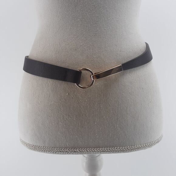 Ann Taylor Loft Burgundy Red Faux Leather Imitation Gold Tone Buckle Size Small - Picture 12 of 12